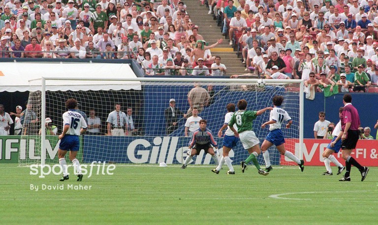 18 June 1994; Republic of Ireland's Ray Houghton shoots to score his side's first goal. 1994 World Cup, Pool E, Republic of Ireland v Italy, The Giants Stadium, New Jersey, USA. Picture credit: David Maher / SPORTSFILE