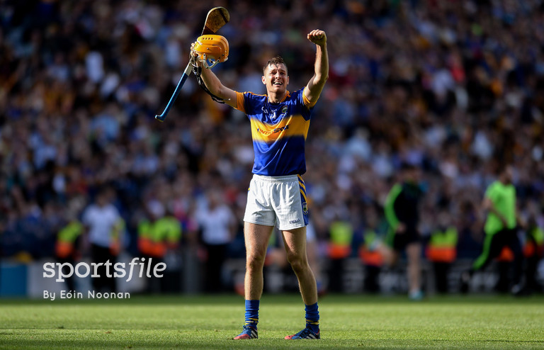 4 September 2016; Séamus Callanan of Tipperary celebrates at the final whistle during the GAA Hurling All-Ireland Senior Championship Final match between Kilkenny and Tipperary at Croke Park in Dublin. Photo by Eóin Noonan/Sportsfile
