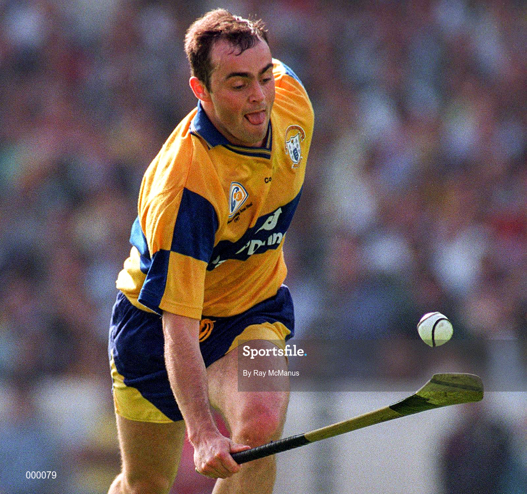10 August 1997; Anthony Daly of Clare in action against Eddie O'Connor, left, and Philip Larkin of Kilkenny during the GAA All-Ireland Senior Hurling Championship Semi-Final match between Clare and Kilkenny at Croke Park in Dublin. Photo by Ray McManus/Sportsfile