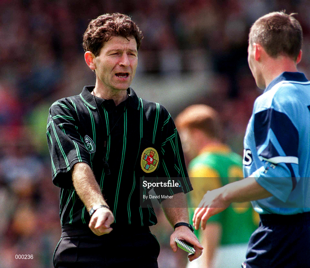 15 June 1997; Referee Brian White makes a point during the Leinster GAA Senior Football Championship Quarter-Final match between Meath and Dublin at Croke Park in Dublin. Photo by David Maher/Sportsfile