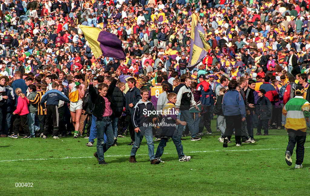 22 June 1997; Patrons from the new stand move to the Hogan stand during the Leinster Senior Hurling Championship Semi-Final match between Kilkenny and Dublin at Croke Park in Dublin. Photo by Ray McManus/Sportsfile