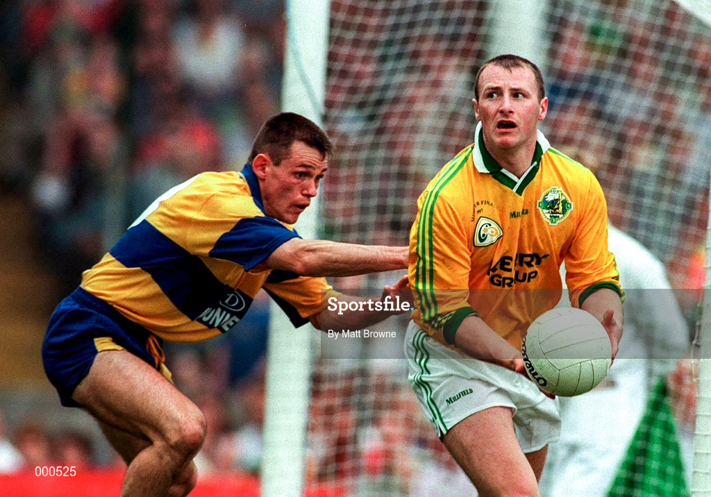 20 July 1997; Declan O'Keeffe of Kerry in action against Odran O'Dwyer of Clare during the GAA Munster Senior Football Championship Final match between Kerry and Clare at LIT Gaelic Grounds in Limerick. Photo by Matt Browne/Sportsfile