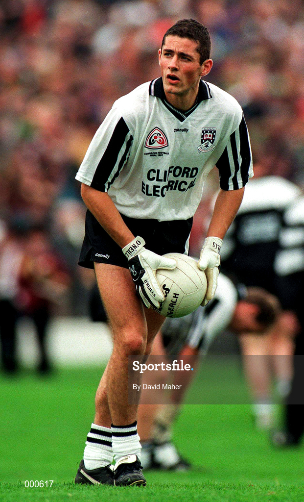 3 August 1997; Eamonn O'Hara of Sligo during the GAA Connacht Senior Football Championship Final match between Mayo and Sligo at Dr Hyde Park in Roscommon. Photo by David Maher/Sportsfile