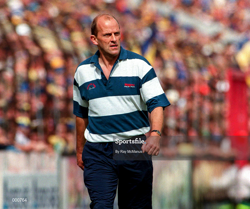 6 July 1997; Clare manager Ger Loughnane during the GAA Munster Senior Hurling Championship Final match between Clare and Tipperary at Páirc Uí Chaoimh in Cork. Photo by Ray McManus/Sportsfile