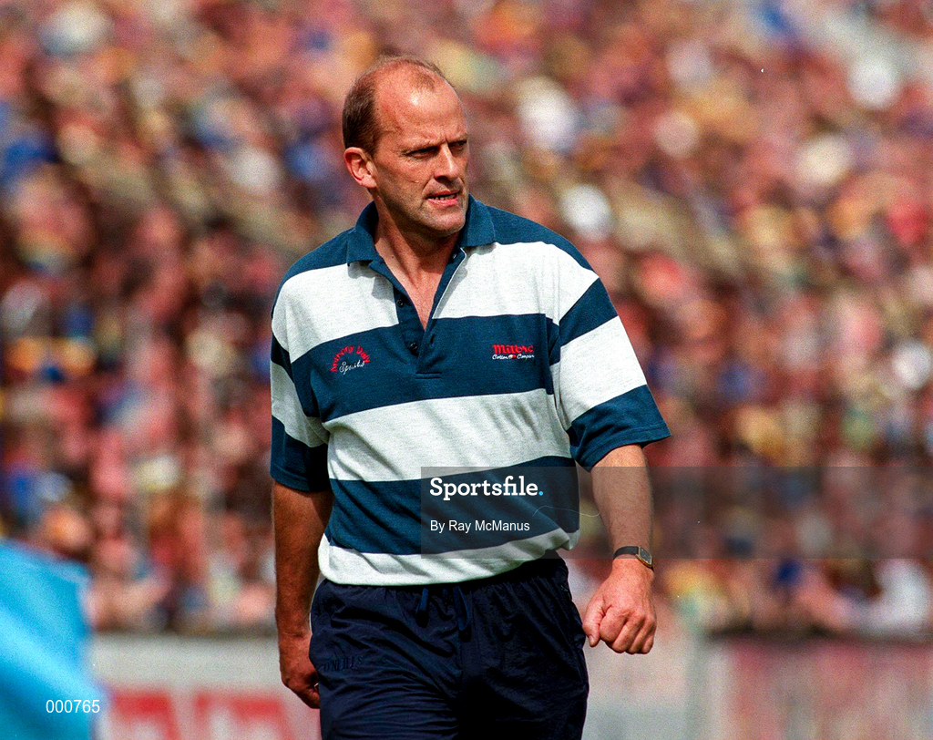 6 July 1997; Clare manager Ger Loughnane during the GAA Munster Senior Hurling Championship Final match between Clare and Tipperary at Páirc Uí Chaoimh in Cork. Photo by Ray McManus/Sportsfile