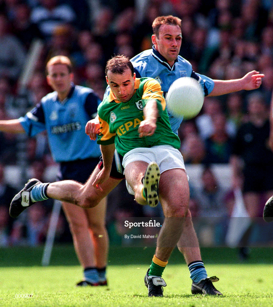 15 June 1997; Jody Devine of Meath in action against Paul Curran of Dublin during the Leinster GAA Senior Football Championship Quarter-Final match between Meath and Dublin at Croke Park in Dublin. Photo by David Maher/Sportsfile