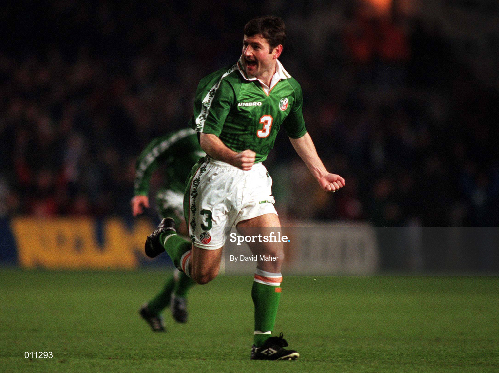 29 October 1997; Denis Irwin of Republic of Ireland celebrates after scoring his side's first goal during the FIFA World Cup 1998 Qualifier Play-off 1st Leg between Republic of Ireland and Belgium at Lansdowne Road in Dublin. Photo by David Maher/Sportsfile