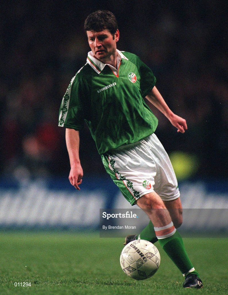 22 April 1998; Denis Irwin of Republic of Ireland during the International Friendly between Republic of Ireland and Argentina at Lansdowne Road in Dublin. Photo by Brendan Moran/Sportsfile