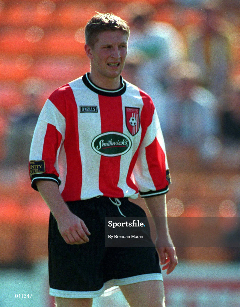 20 September 1998; Eamonn Doherty of Derry City during the Harp Lager National League Premier Division match between Shamrock Rovers and Derry City at Tolka Park in Dublin. Photo by Brendan Moran/Sportsfile