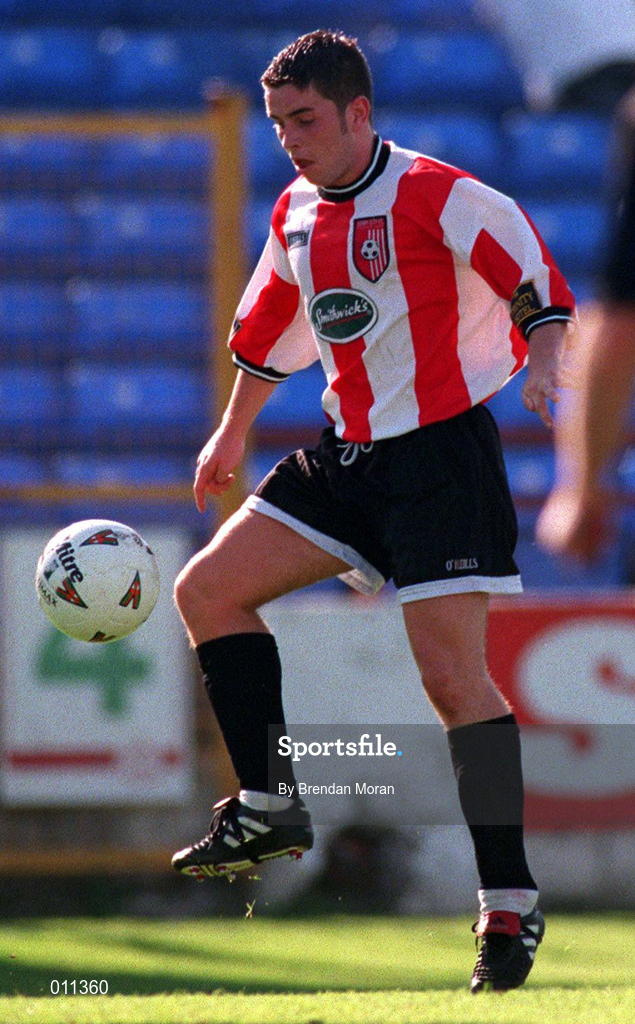 20 September 1998; Eddie McCallian of Derry City during the Harp Lager National League Premier Division match between Shamrock Rovers and Derry City at Tolka Park in Dublin. Photo by Brendan Moran/Sportsfile