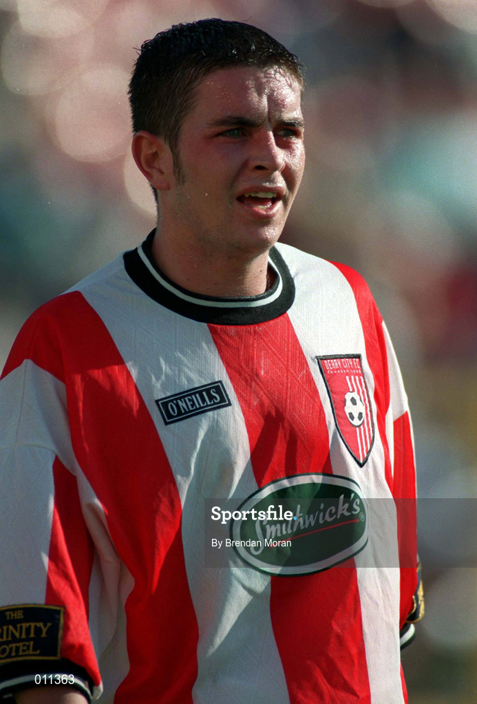 20 September 1998; Eddie McCallian of Derry City during the Harp Lager National League Premier Division match between Shamrock Rovers and Derry City at Tolka Park in Dublin. Photo by Brendan Moran/Sportsfile