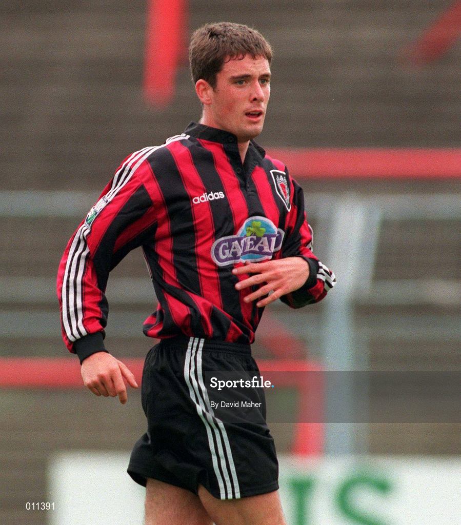 12 July 1998; Fergal Harkin of Bohemians during the Club Friendly between Bohemians and Hearts at Dalymount Park in Dublin. Photo by David Maher/Sportsfile