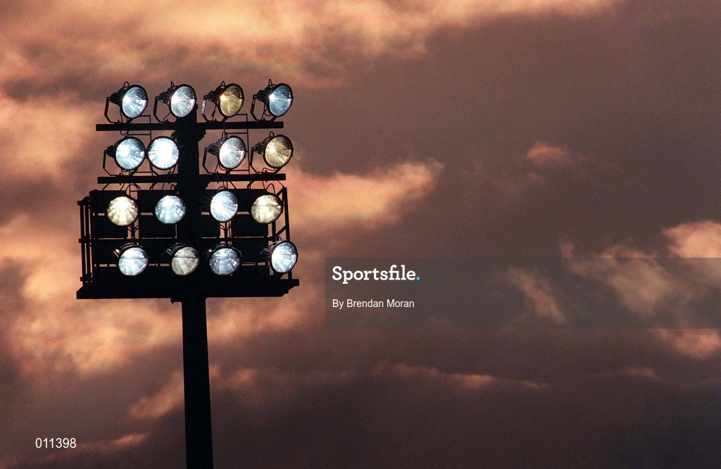 22 April 1998; Floodlight at Lansdowne Road ahead of the International Friendly between Republic of Ireland and Argentina at Lansdowne Road in Dublin. Photo by Brendan Moran/Sportsfile