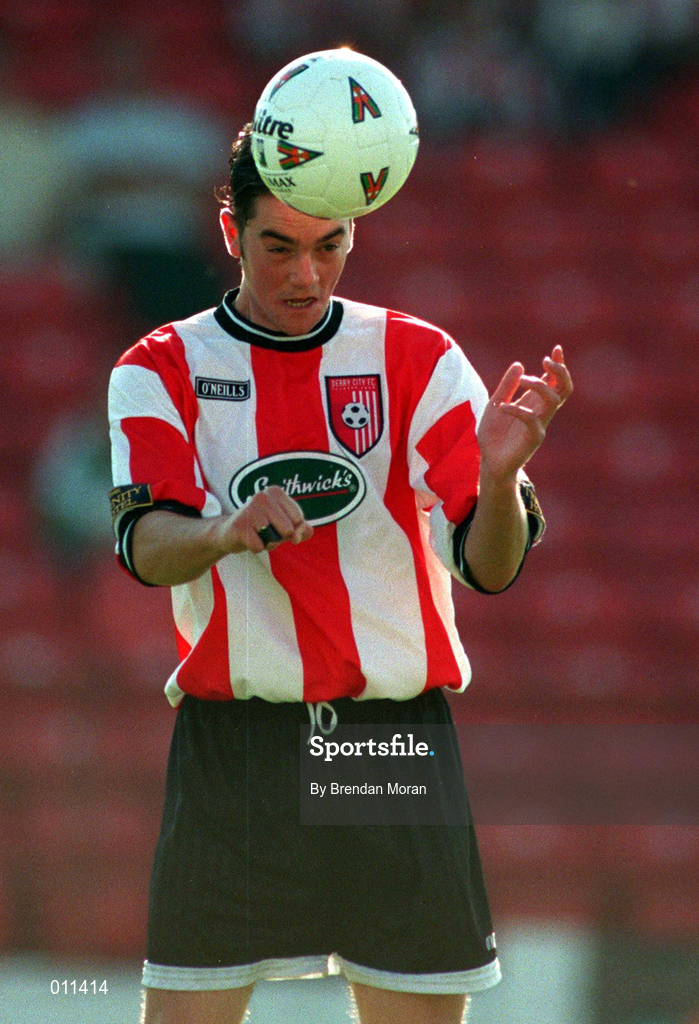 20 September 1998; Gary Beckett of Derry City during the Harp Lager National League Premier Division match between Shamrock Rovers and Derry City at Tolka Park in Dublin. Photo by Brendan Moran/Sportsfile