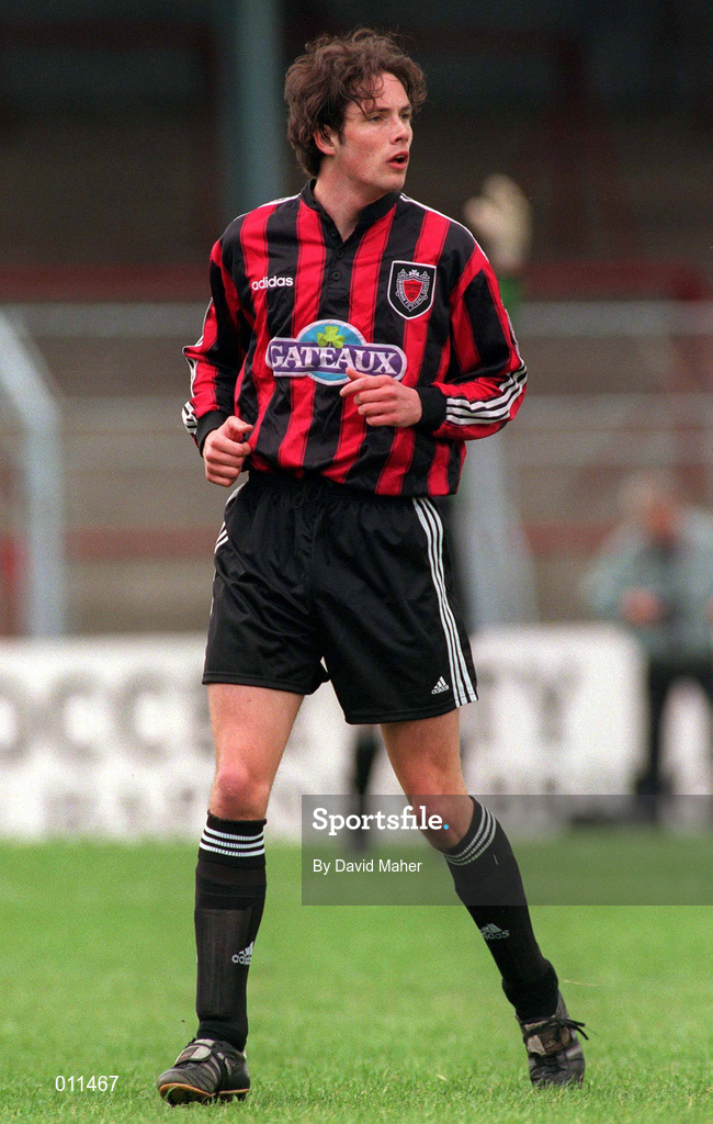 12 July 1998; Graham O'Hanlon of Bohemians during the Club Friendly between Bohemians and Hearts at Dalymount Park in Dublin. Photo by David Maher/Sportsfile