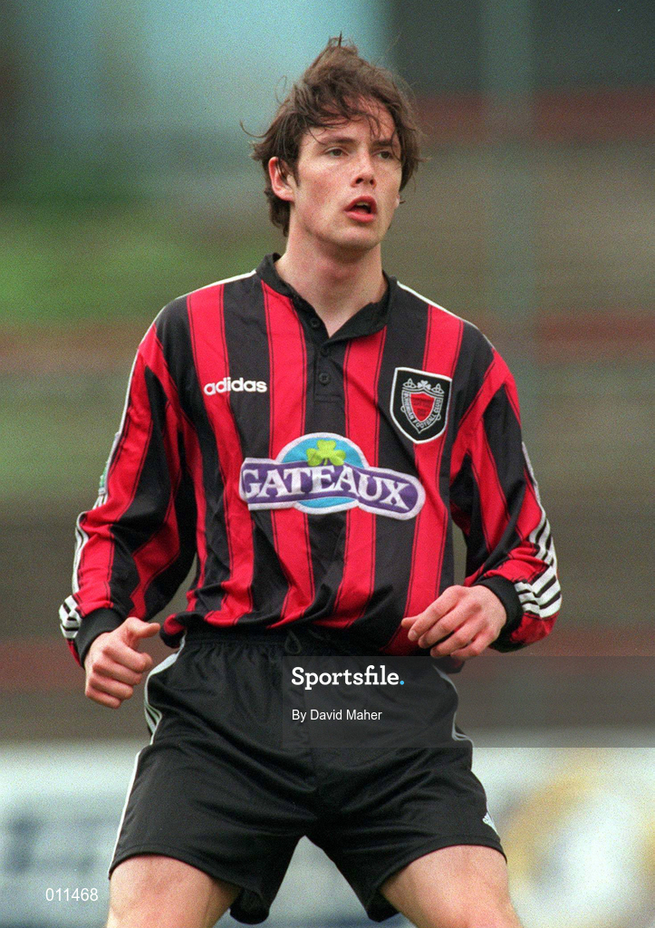 12 July 1998; Graham O'Hanlon of Bohemians during the Club Friendly between Bohemians and Hearts at Dalymount Park in Dublin. Photo by David Maher/Sportsfile