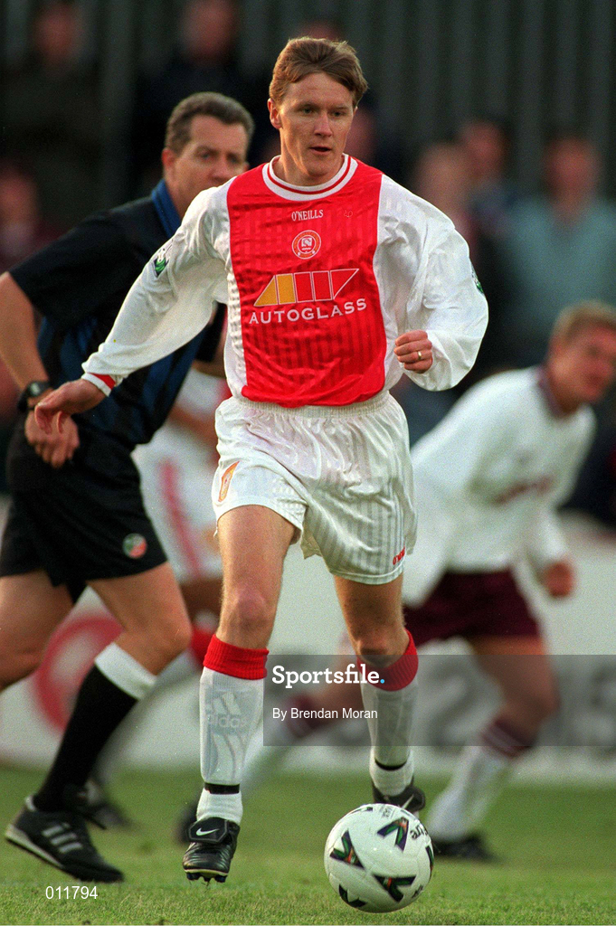 14 July 1998; Martin Reilly of St. Patrick's Athletic during the Club Friendly between St. Patrick's Athletic and Hearts at Richmond Park in Dublin. Photo by Brendan Moran/Sportsfile