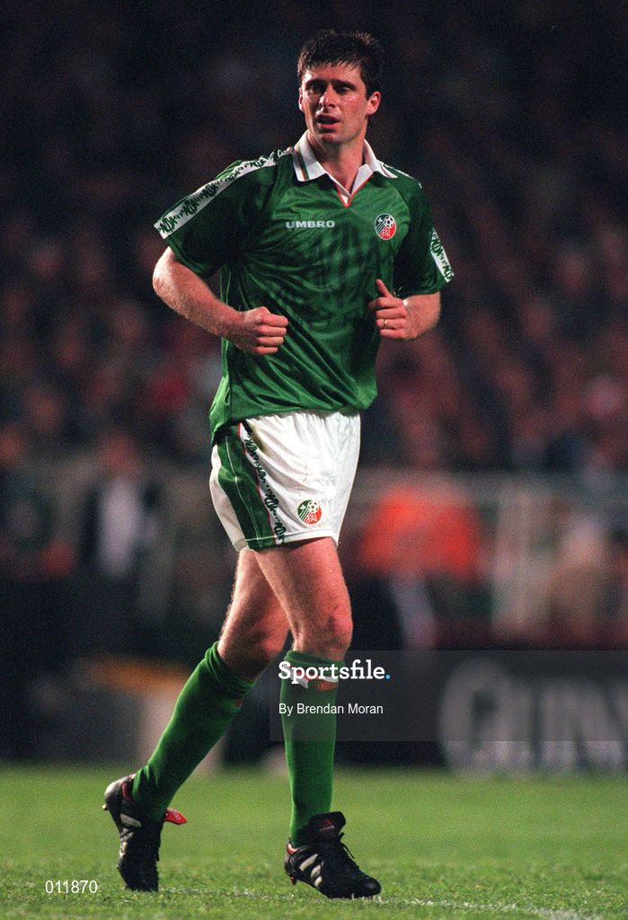 22 April 1998; Niall Quinn of Republic of Ireland during the International Friendly between Republic of Ireland and Argentina at Lansdowne Road in Dublin. Photo by Brendan Moran/Sportsfile