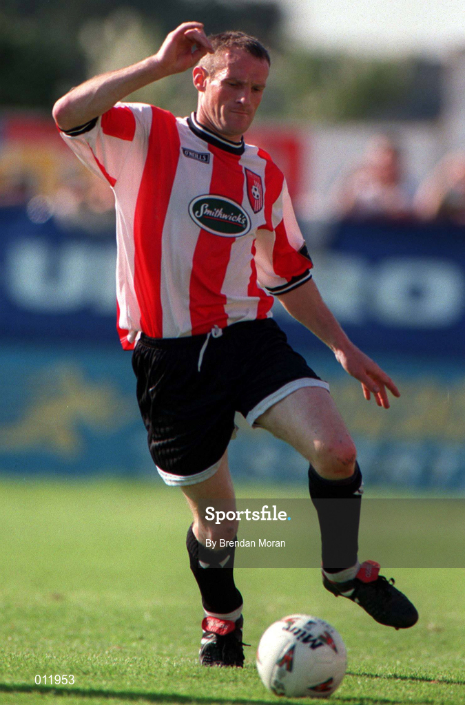 20 September 1998; Paul Hegarty of Derry City during the Harp Lager National League Premier Division match between Shamrock Rovers and Derry City at Tolka Park in Dublin. Photo by Brendan Moran/Sportsfile