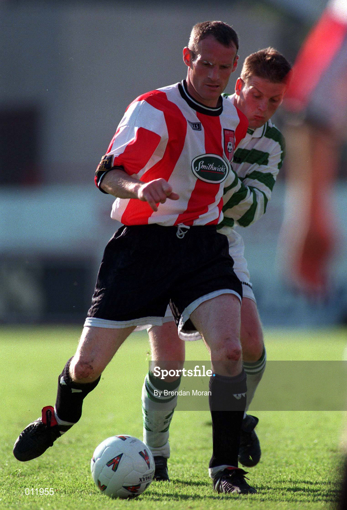20 September 1998; Paul Hegarty of Derry City in action against Richie Purdy of Shamrock Rovers during the Harp Lager National League Premier Division match between Shamrock Rovers and Derry City at Tolka Park in Dublin. Photo by Brendan Moran/Sportsfile
