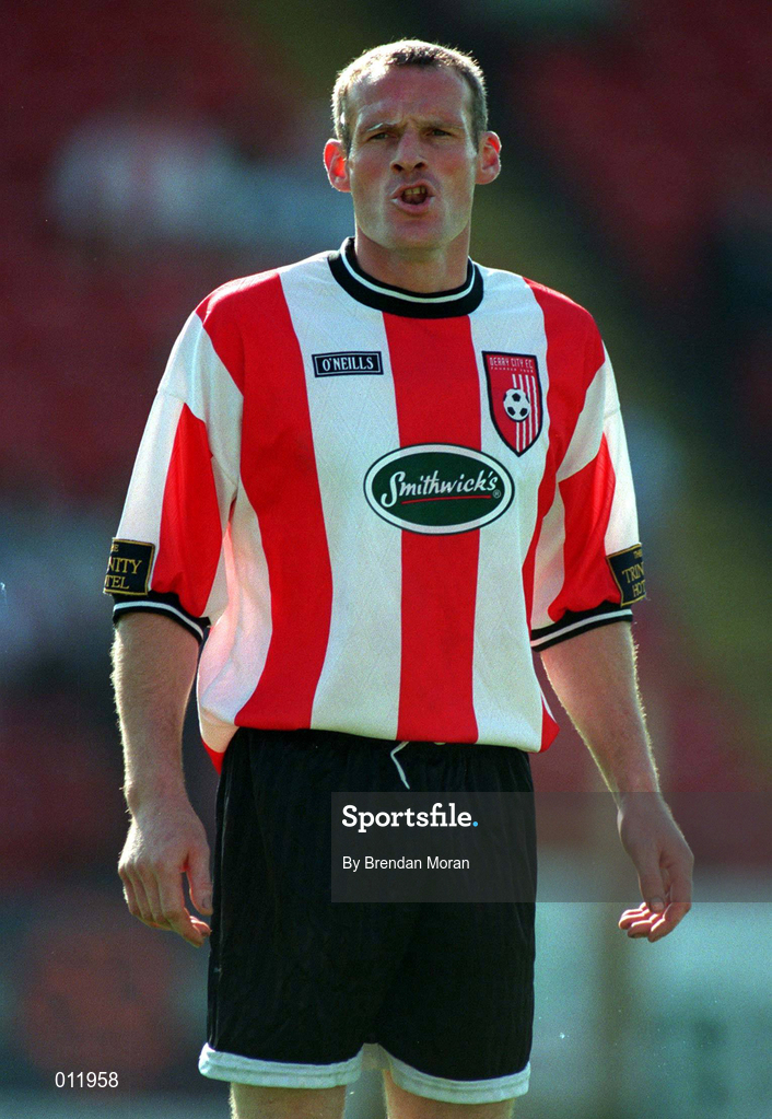 20 September 1998; Paul Hegarty of Derry City during the Harp Lager National League Premier Division match between Shamrock Rovers and Derry City at Tolka Park in Dublin. Photo by Brendan Moran/Sportsfile