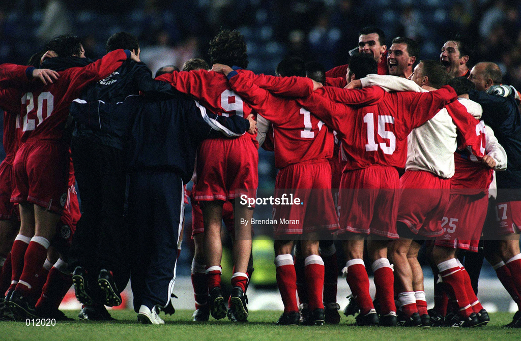 29 July 1998; The Shelbourne team come together in a huddle in the centre of the field following the UEFA Cup First Qualifying Round 2nd Leg between Rangers and Shelbourne at Ibrox Stadium in Glasgow, Scotland. Photo by Brendan Moran/Sportsfile
