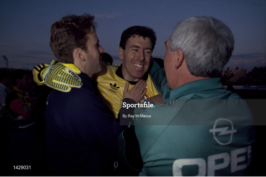 15 November 1989; Packie Bonner of Republic of Ireland celebrates qualification for the World Cup after the FIFA World Cup Qualifying match between Matla and Republic of Ireland at the Ta'Qali Stadium in Valetta, Malta. Photo by Ray McManus/Sportsfile
