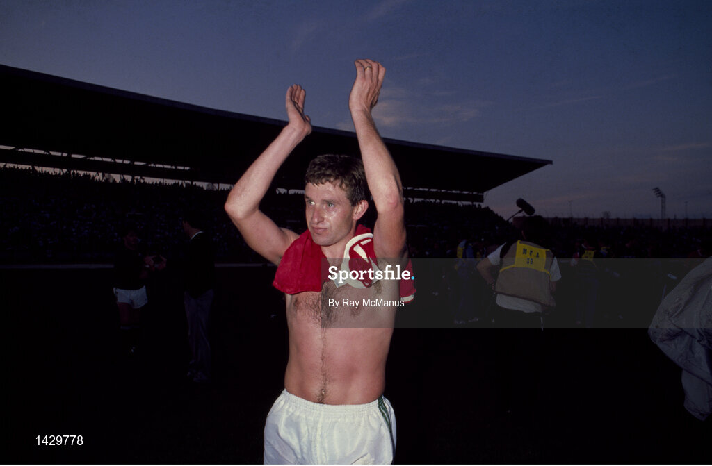 15 November 1989; Kevin Sheedy of Republic of Ireland celebrates qualification for the World Cup after the FIFA World Cup Qualifying match between Matla and Republic of Ireland at the Ta'Qali Stadium in Valetta, Malta. Photo by Ray McManus/Sportsfile