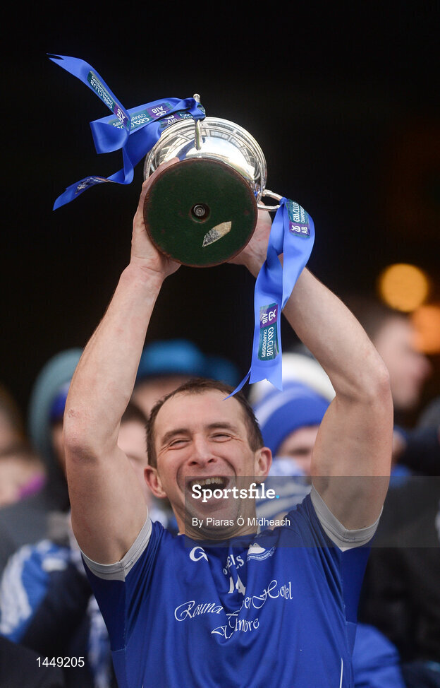 4 February 2018; Séamus Prendergast of Ardmore lifts the cup after the AIB GAA Hurling All-Ireland Junior Club Championship Final match between Ardmore and Fethard St Mogues at Croke Park in Dublin. Photo by Piaras Ó Mídheach/Sportsfile