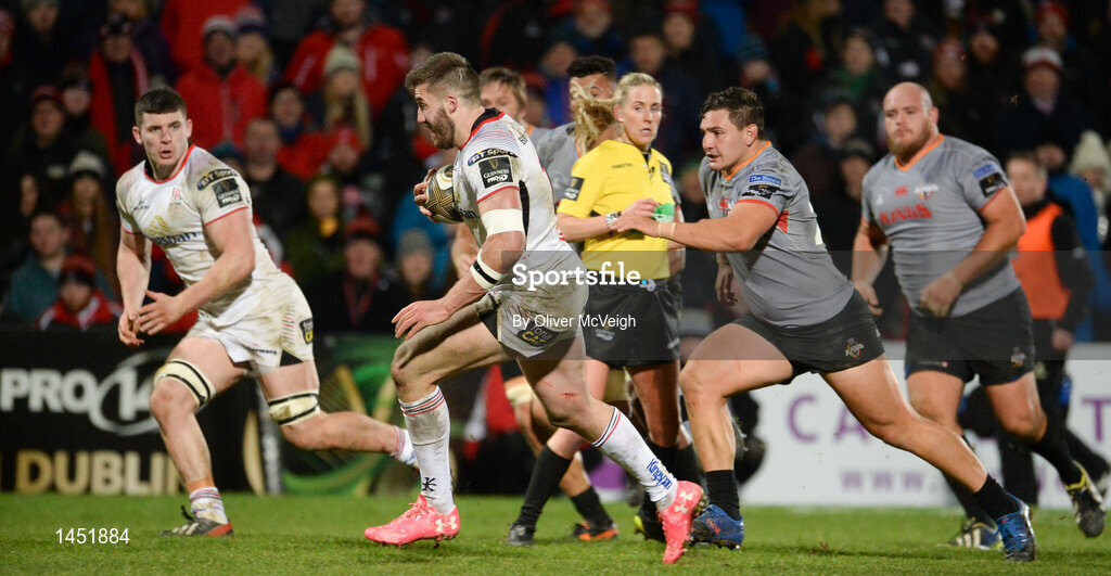 9 February 2018; Stuart McCloskey of Ulster on the attack during the Guinness PRO14 Round 14 match between Ulster and Southern Kings at Kingspan Stadium in Belfast. Photo by Oliver McVeigh/Sportsfile