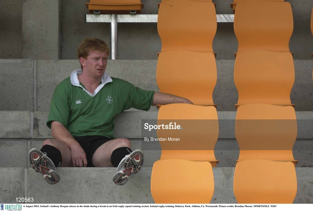 6 August 2003; Anthony Horgan relaxes in the shade during an Irish rugby squad training session at Dubarry Park, Athlone, Co. Westmeath. Photo by Brendan Moran/Sportsfile