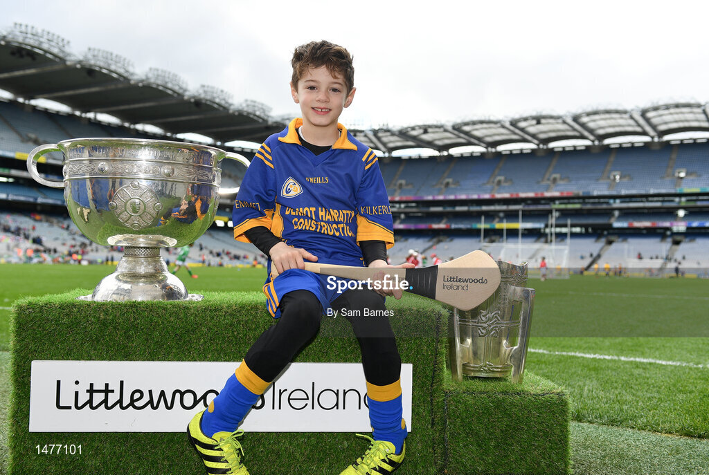 3 April 2018; Players from Kilkerley Emmets GAA, Co Louth pictured with the Sam Maguire and Liam MacCarthy Trophies during Day 1 of the The Go Games Provincial days in partnership with Littlewoods Ireland at Croke Park in Dublin. Photo by Sam Barnes/Sportsfile