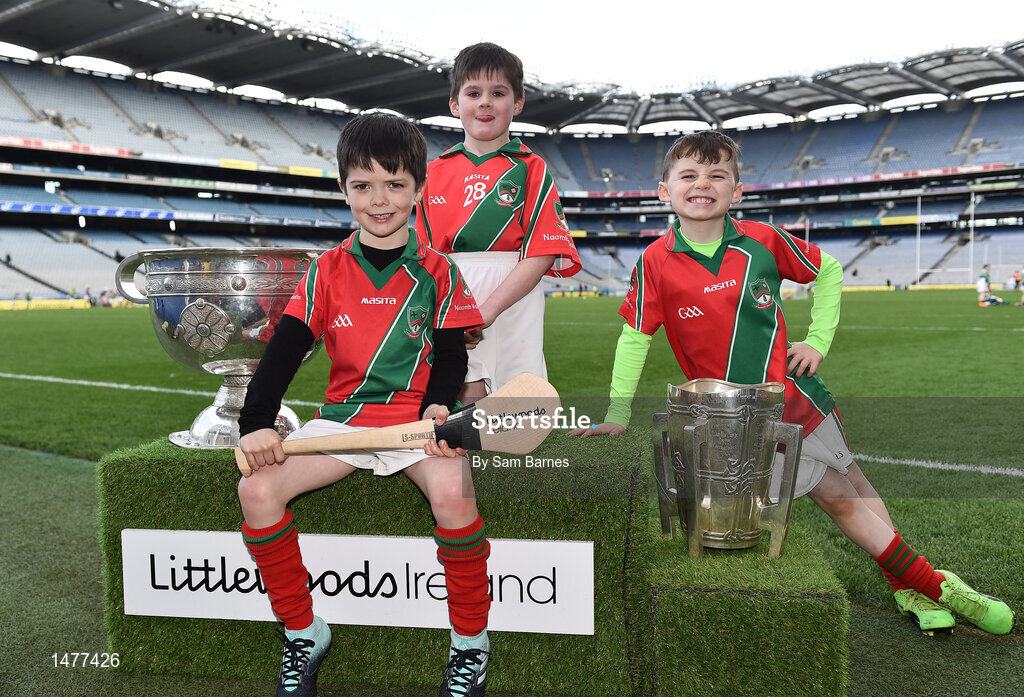3 April 2018; Players from St Martins GAA, Co Kilkenny, pictured with the Sam Maguire and Liam MacCarthy Trophies during Day 1 of the The Go Games Provincial days in partnership with Littlewoods Ireland at Croke Park in Dublin. Photo by Sam Barnes/Sportsfile