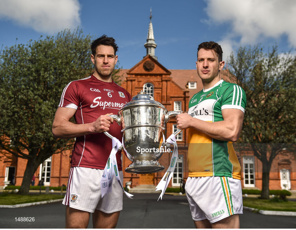 26 April 2018; Gearóid McInerney of Galway, left, and David King of Offaly in attendance at the Leinster GAA Senior Hurling Championship 2018 Launch, at McKee Barracks in Cabra, Dublin. Photo by Seb Daly/Sportsfile