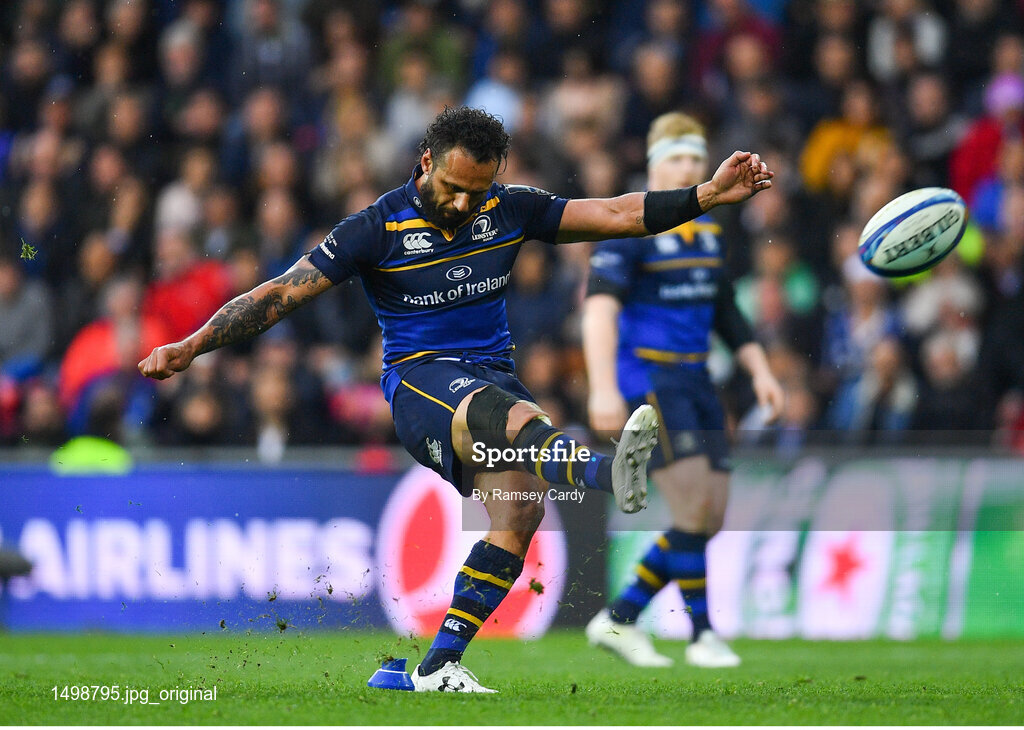 12 May 2018; Isa Nacewa of Leinster kicks a seventieth minute penalty during the European Rugby Champions Cup Final match between Leinster and Racing 92 at the San Mames Stadium in Bilbao, Spain. Photo by Ramsey Cardy/Sportsfile