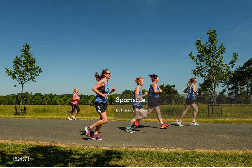24 June 2018; Runners competing in the Irish Runner 5 Mile at the Phoenix Park in Dublin. Photo by Piaras Ó Mídheach/Sportsfile