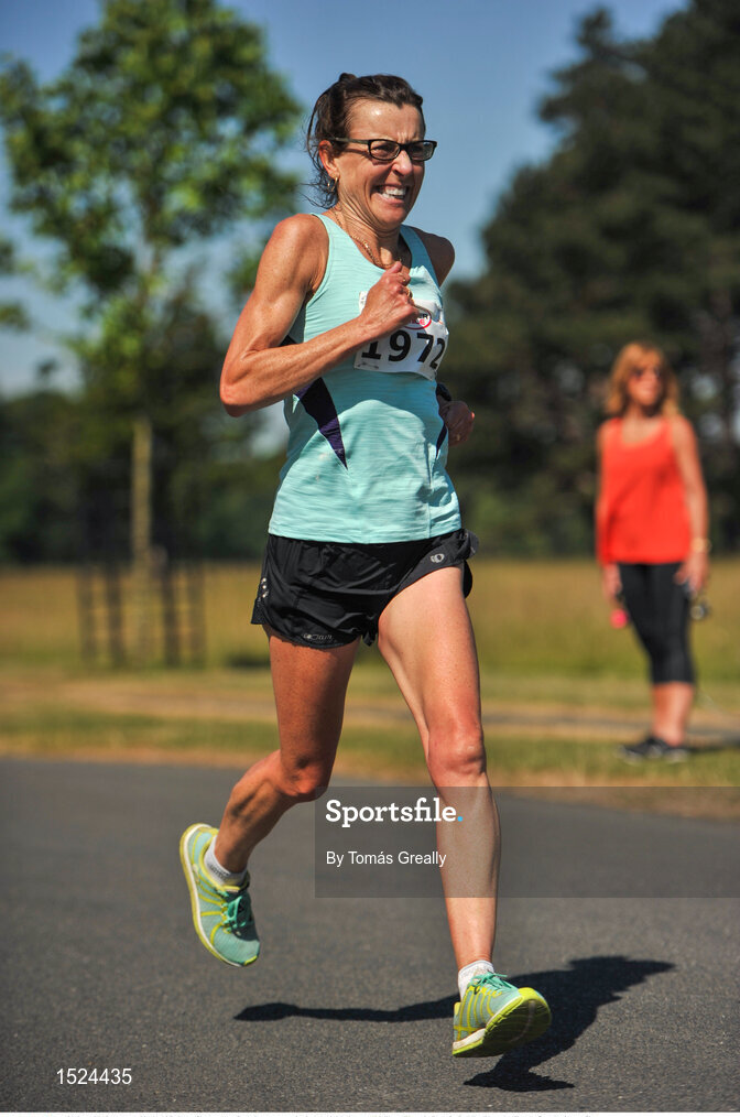 24 June 2018; Annette Kealy of Raheny Shamrock AC, on her way to winning the Irish Runner 5 Mile at Phoenix Park in Dublin. Photo by Tomás Greally/Sportsfile