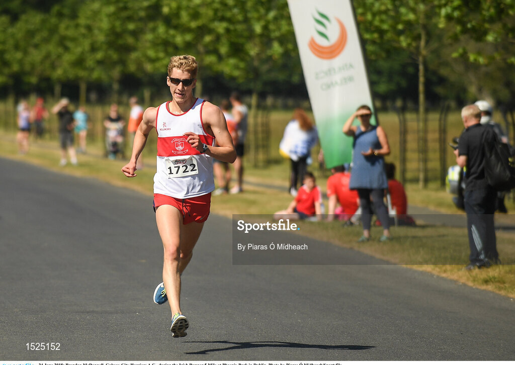 24 June 2018; Brendan McDonnell, Galway City Harriers A.C., during the Irish Runner 5 Mile at Phoenix Park in Dublin. Photo by Piaras Ó Mídheach/Sportsfile