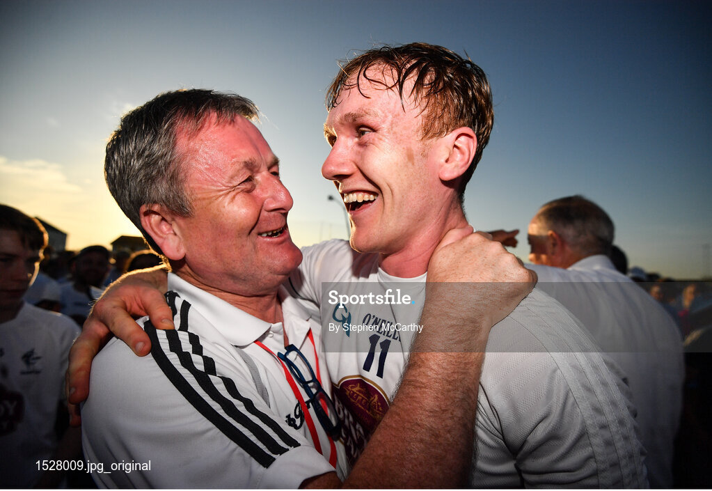 30 June 2018; Paul Cribbin of Kildare is congratulated following the GAA Football All-Ireland Senior Championship Round 3 match between Kildare and Mayo at St Conleth's Park in Newbridge, Kildare. Photo by Stephen McCarthy/Sportsfile