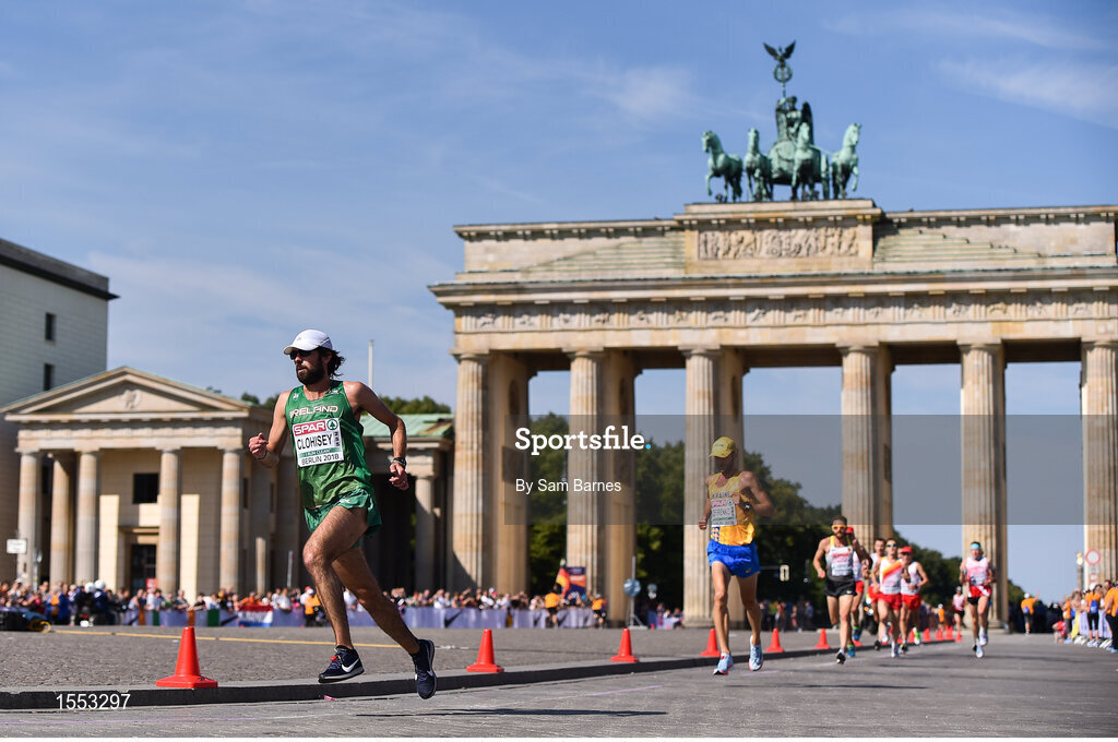 12 August 2018; Mick Clohisey of Ireland, left, passes in front of the Brandenburg Gate while competing in the Men's Marathon event during Day 6 of the 2018 European Athletics Championships in Berlin, Germany. Photo by Sam Barnes/Sportsfile