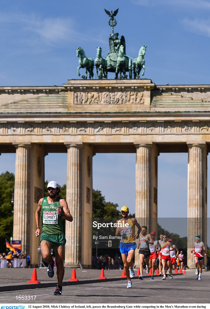 12 August 2018; Mick Clohisey of Ireland, left, passes the Brandenburg Gate while competing in the Men's Marathon event during Day 6 of the 2018 European Athletics Championships in Berlin, Germany. Photo by Sam Barnes/Sportsfile