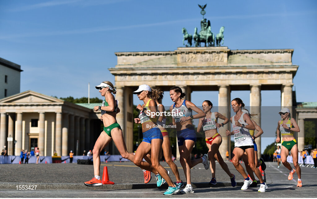 12 August 2018; Lizzie Lee of Ireland, left, passes the Brandenburg Gate while competing in the Women's Marathon event during Day 6 of the 2018 European Athletics Championships in Berlin, Germany. Photo by Sam Barnes/Sportsfile