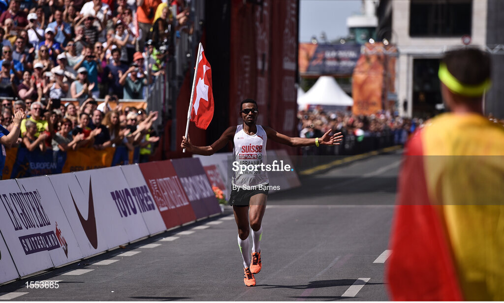 12 August 2018; Tadesse Abraham on his way to finishing second in the Men's Marathon event as race winner Koen Naert of Belgium watches on during Day 6 of the 2018 European Athletics Championships in Berlin, Germany. Photo by Sam Barnes/Sportsfile