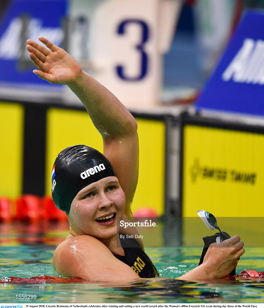 15 August 2018; Liesette Bruinsma of Netherlands celebrates after winning and setting a new world record after the Women's 400m Freestyle S11 event during day three of the World Para Swimming Allianz European Championships at the Sport Ireland National Aquatic Centre in Blanchardstown, Dublin. Photo by Seb Daly/Sportsfile