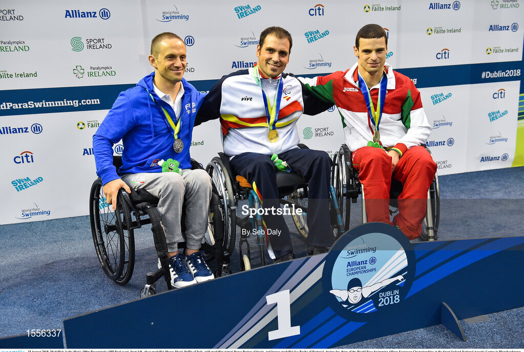 15 August 2018; Medallists in the Men's 100m Breaststroke SB5 final event, from left, silver medallist Marco Maria Dolfin of Italy, gold medallist Antoni Ponce Bertan of Spain, and bronze medallist Ivo Rocha of Portugal, during day three of the World Para Swimming Allianz European Championships at the Sport Ireland National Aquatic Centre in Blanchardstown, Dublin.  Photo by Seb Daly/Sportsfile