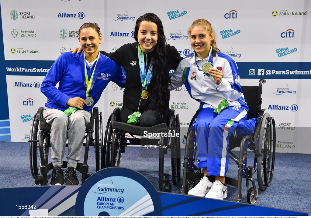 15 August 2018; Medallists in the Women's 100m Breaststroke SB4 final event, from left, silver medallist Giulia Ghiretti of Italy, gold medallist Fanni Illes of Hungary, and bronze medallist Monica Boggioni of Italy, during day three of the World Para Swimming Allianz European Championships at the Sport Ireland National Aquatic Centre in Blanchardstown, Dublin.  Photo by Seb Daly/Sportsfile