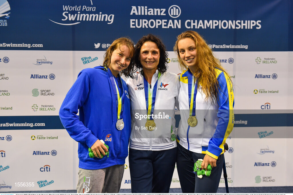 15 August 2018; Medallists in the Women's 50m Freestyle S8 final event, from left, silver medallist Xenia Francesca Palazzo of Italy, gold medallist Claire Supiot of France, and bronze medallist Kateryna Denysenko of Ukraine, during day three of the World Para Swimming Allianz European Championships at the Sport Ireland National Aquatic Centre in Blanchardstown, Dublin.  Photo by Seb Daly/Sportsfile