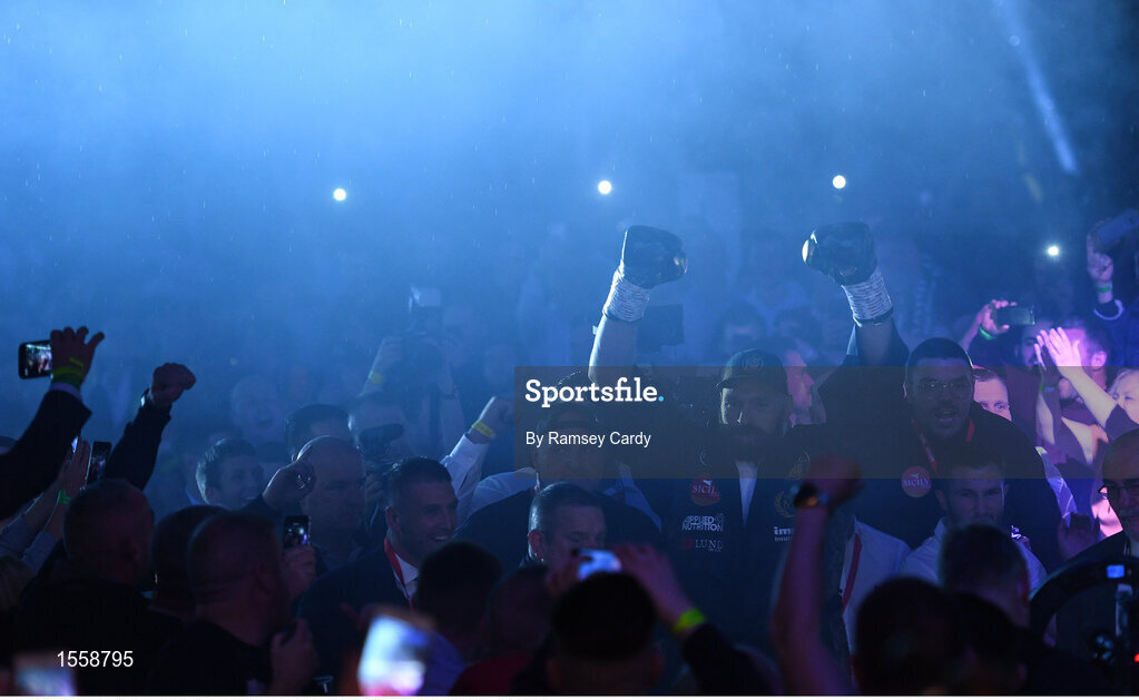 18 August 2018; Tyson Fury walks out ahead of his heavyweight bout against Francesco Pianeta at Windsor Park in Belfast. Photo by Ramsey Cardy/Sportsfile