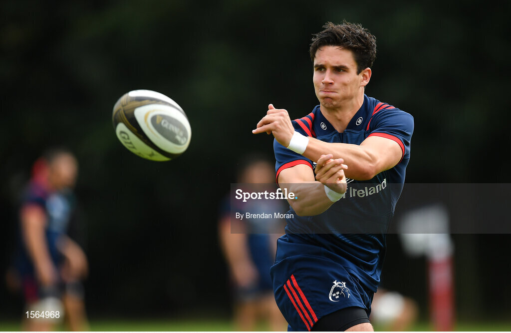 27 August 2018; Joey Carbery during Munster Rugby squad training at the University of Limerick in Limerick. Photo by Brendan Moran/Sportsfile