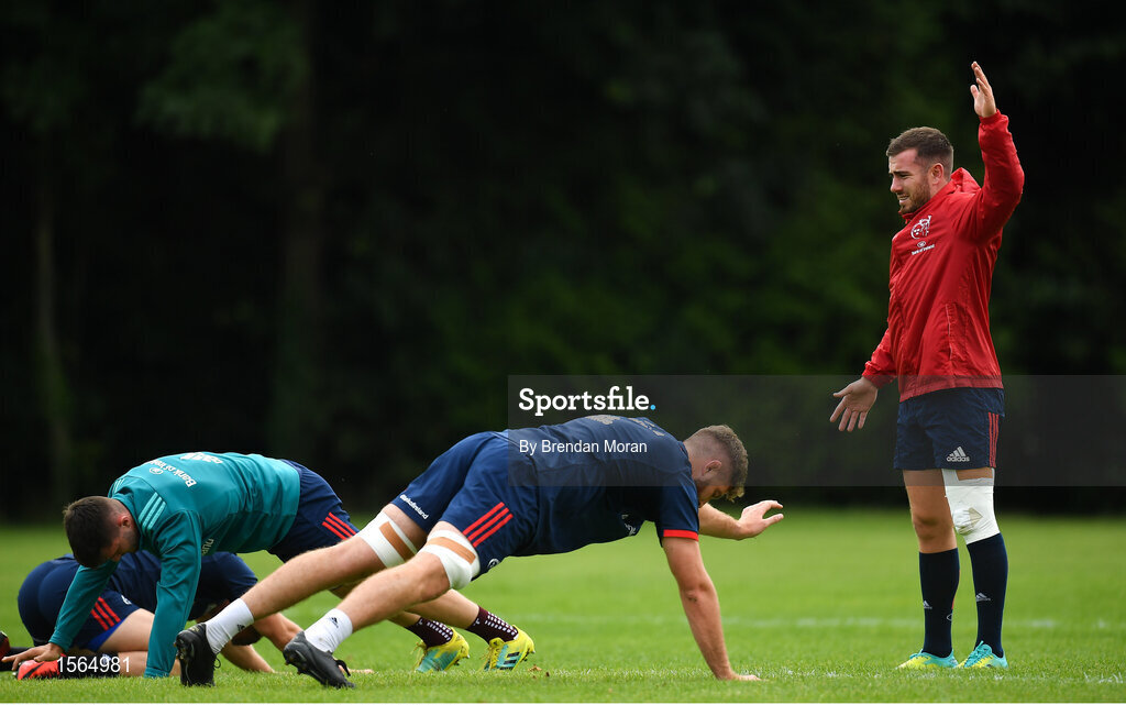 27 August 2018; JJ Hanrahan, right, during Munster Rugby squad training at the University of Limerick in Limerick. Photo by Brendan Moran/Sportsfile